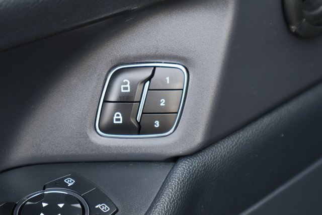 Certified 2023 Ford Expedition XLT image 32