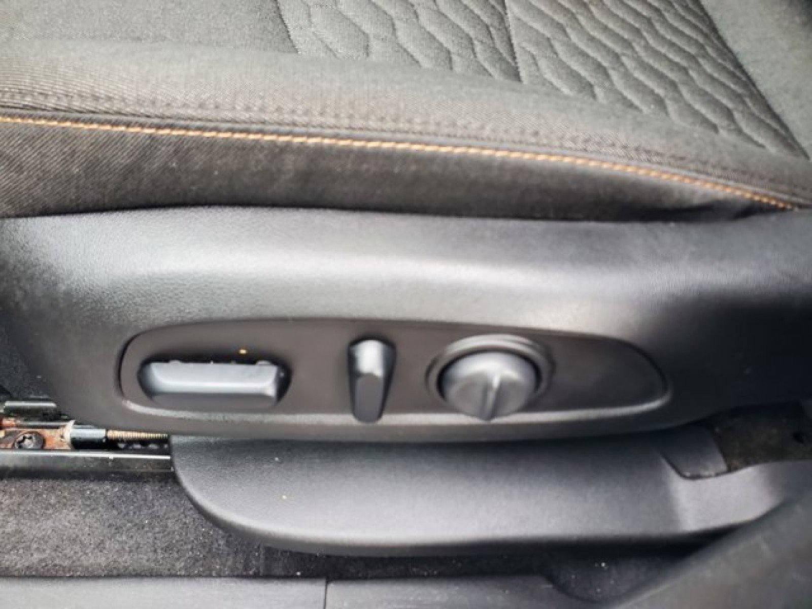 Used 2019 Chevrolet Equinox LT image 11