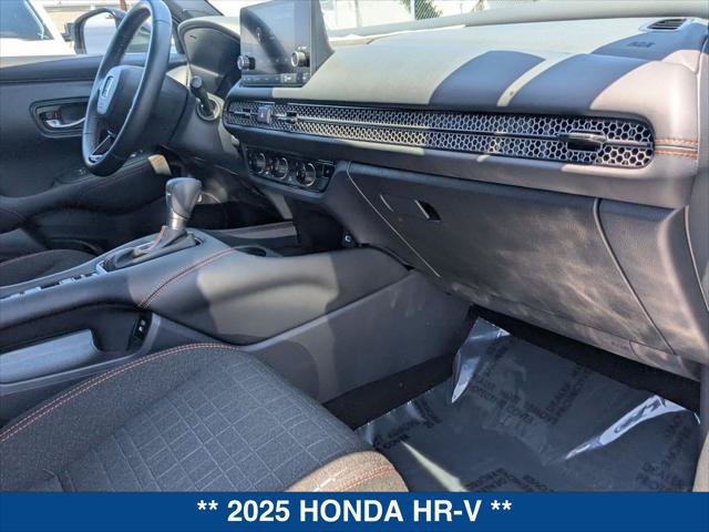 Used 2025 Honda HR-V Sport image 23