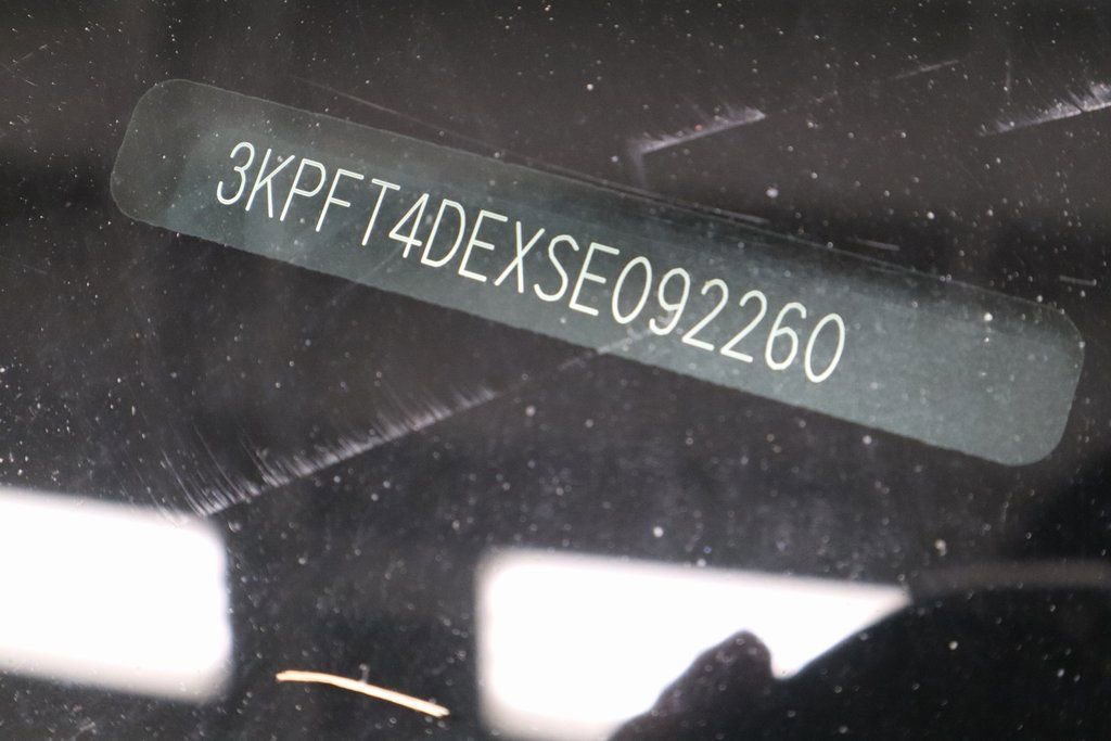 Used 2025 Kia K4 LXS image 31