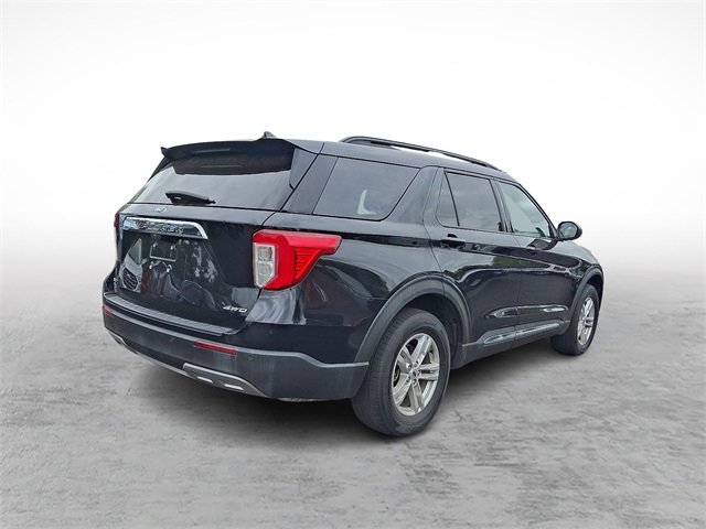 Certified 2022 Ford Explorer XLT w/ Equipment Group 202A image 6
