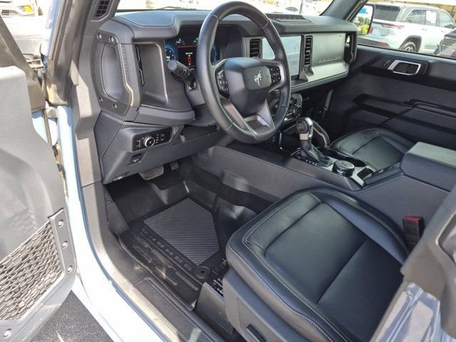 Certified 2025 Ford Bronco Badlands AWD/4WD image 12