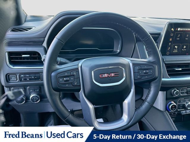 Used 2023 GMC Yukon XL SLT w/ SLT Luxury Package image 13