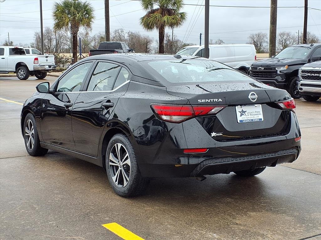 Used 2023 Nissan Sentra SV image 4