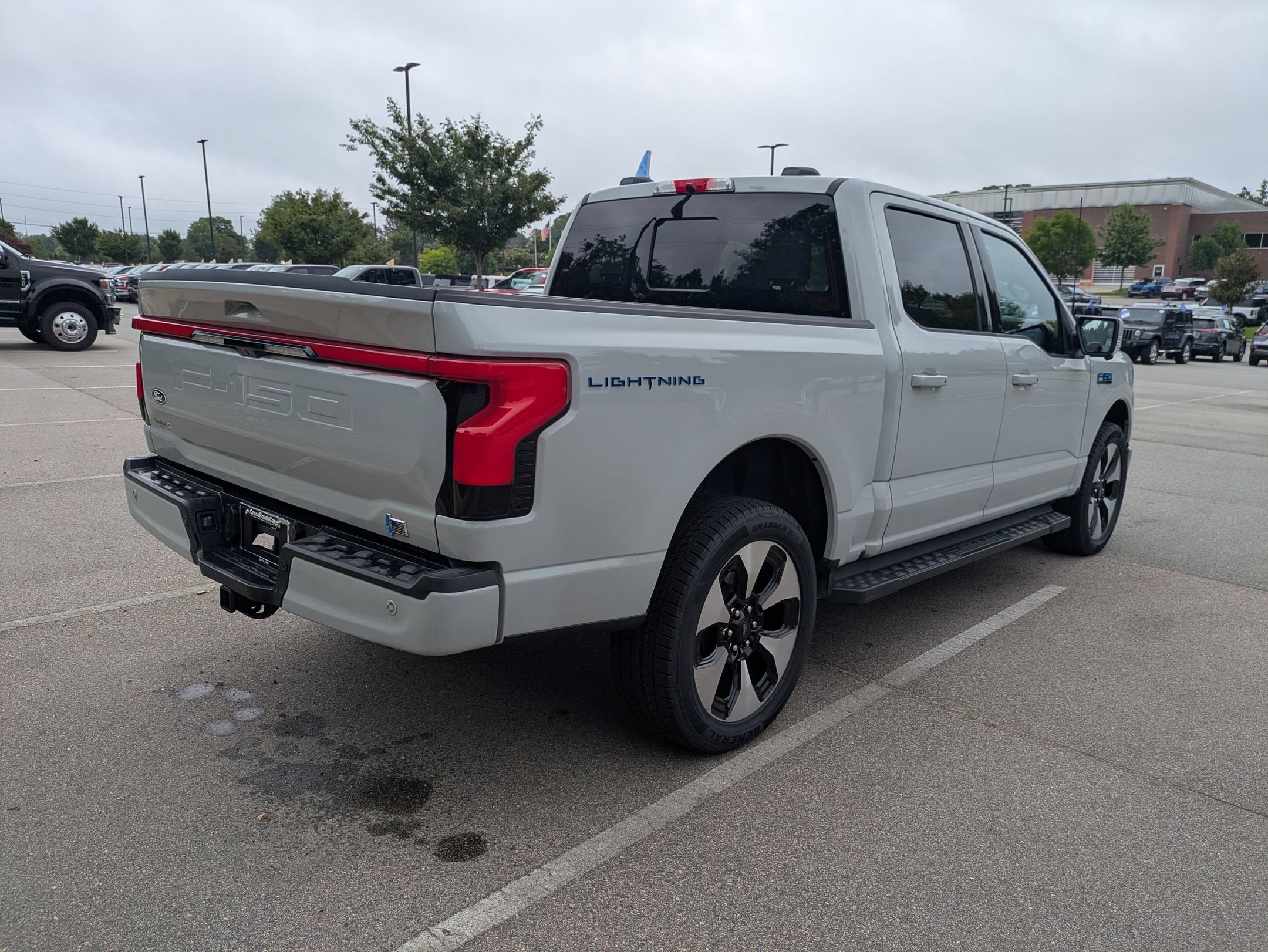 Certified 2024 Ford F150 Lightning Platinum AWD/4WD image 4