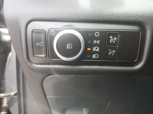 Certified 2022 Ford Explorer XLT w/ Equipment Group 202A AWD/4WD image 14