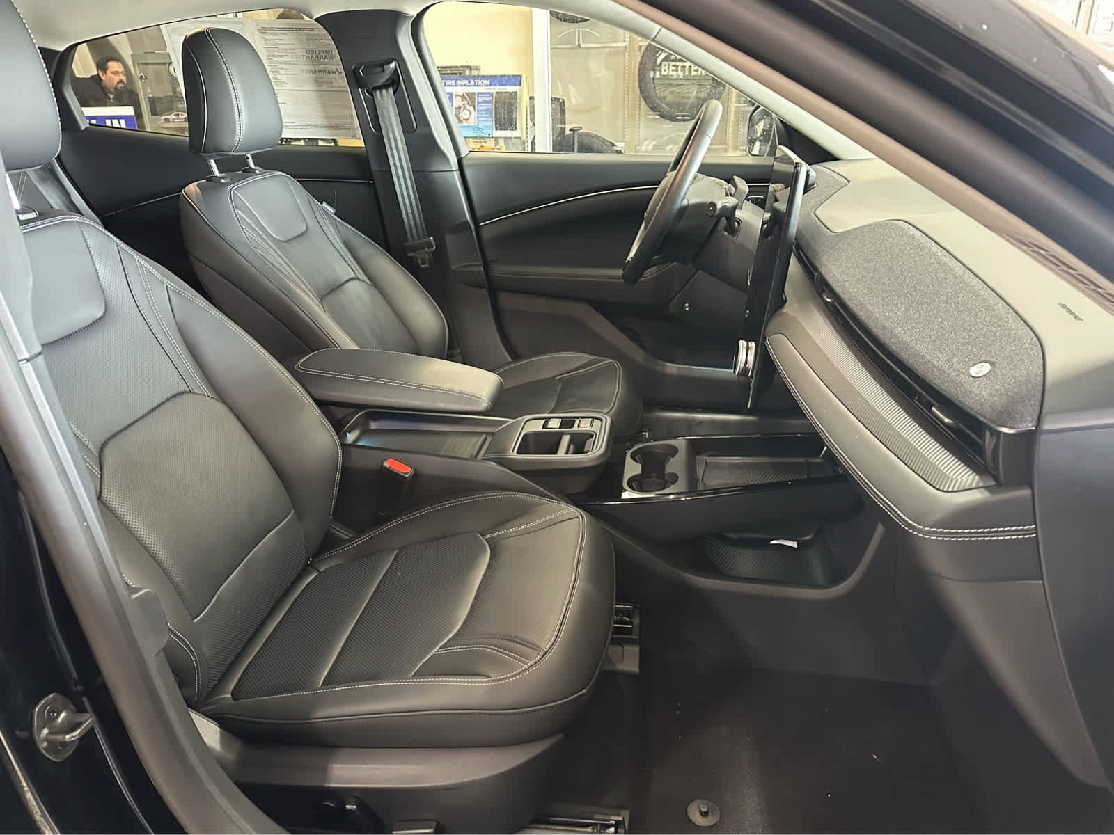 Certified 2025 Ford Mustang Mach-E Premium image 41