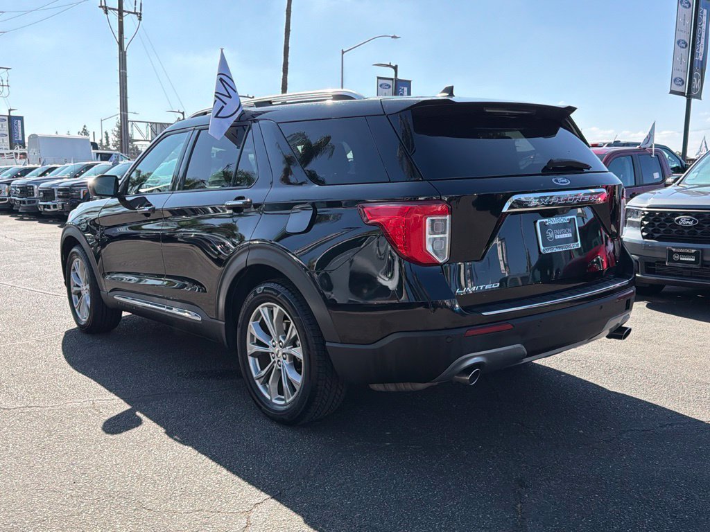 Certified 2023 Ford Explorer Limited RWD image 8