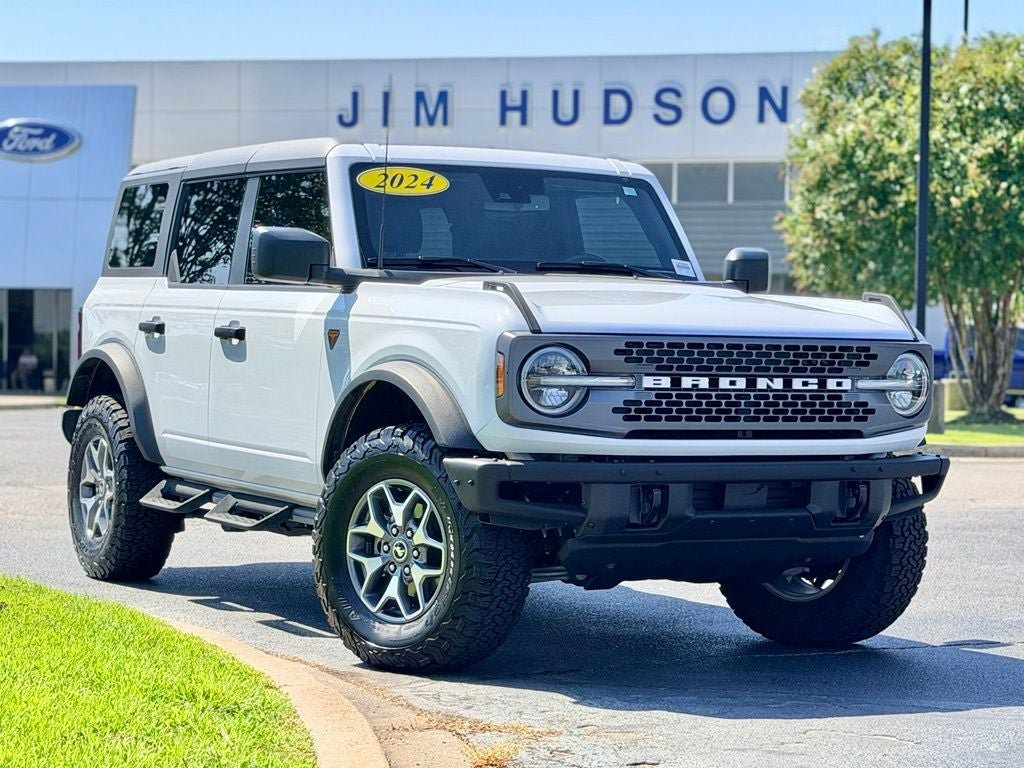 Certified 2024 Ford Bronco Badlands AWD/4WD image 2