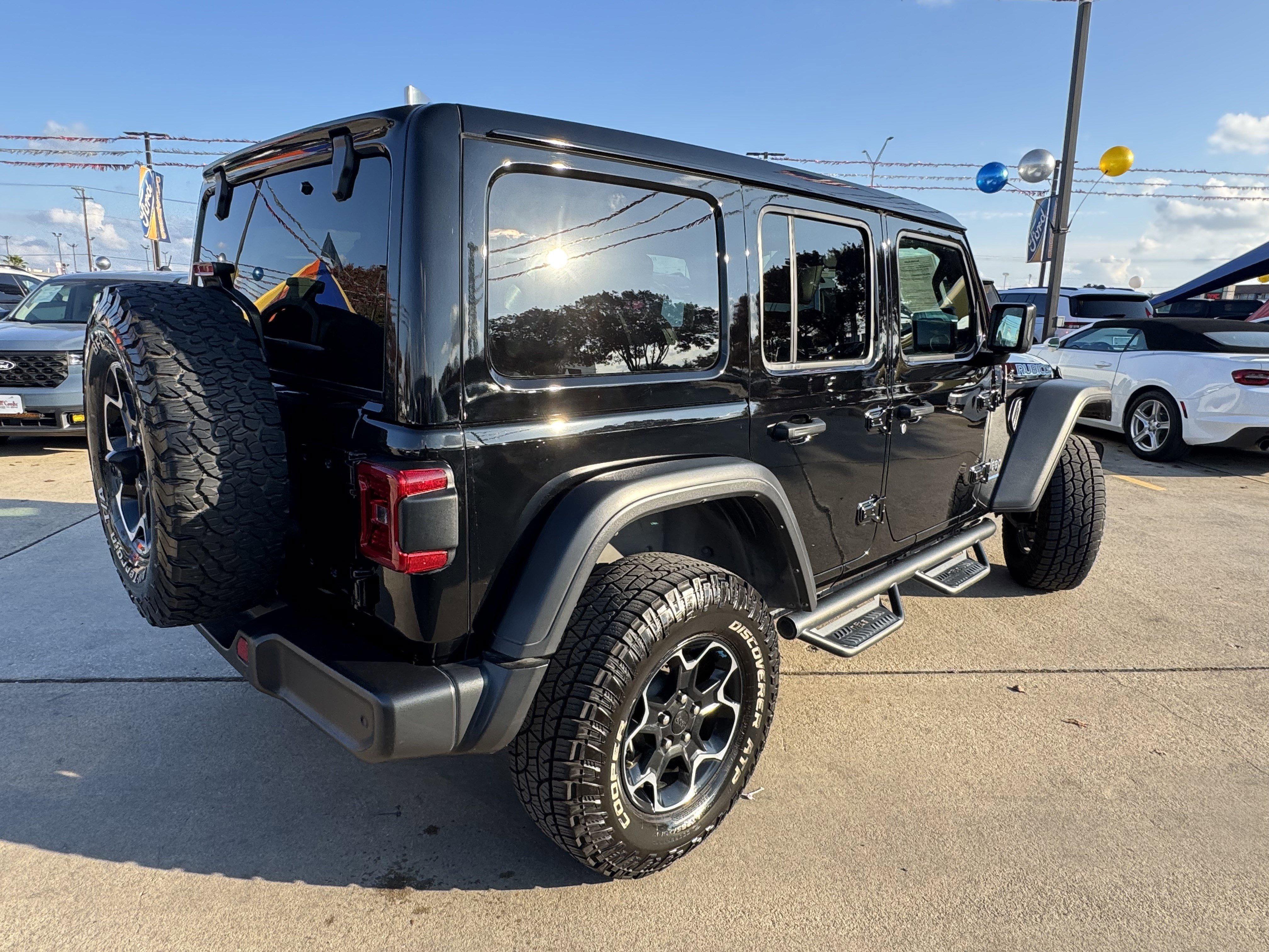 Used 2023 Jeep Wrangler Unlimited Rubicon 4xe w/ Safety Group image 2