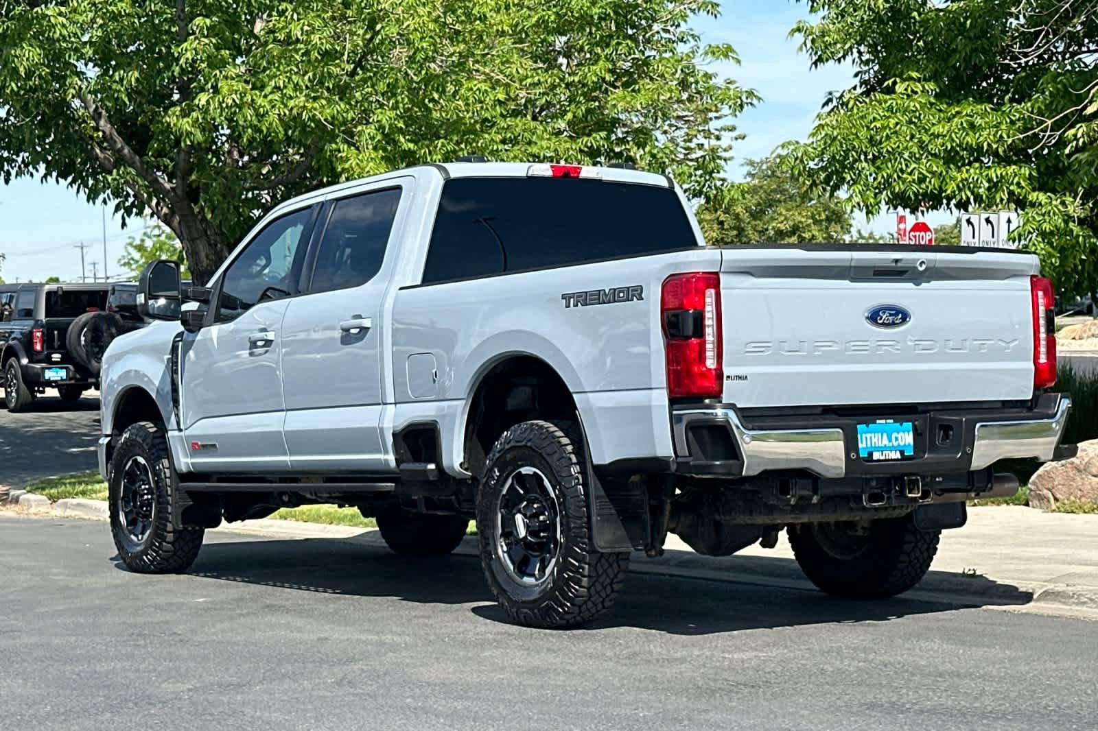 Certified 2025 Ford F350 Lariat w/ Tremor Off-Road Package AWD/4WD image 6