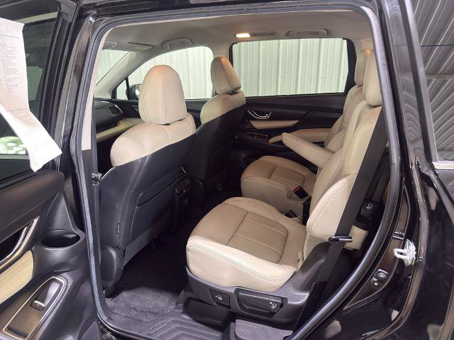 Used 2024 Subaru Ascent Limited AWD/4WD image 8