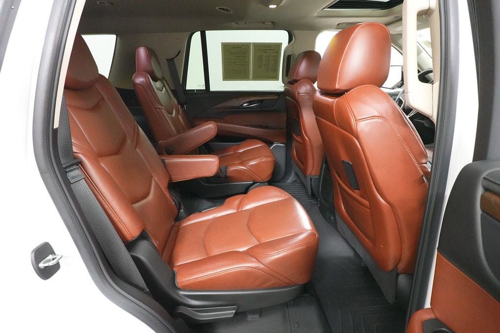 Used 2020 Cadillac Escalade Luxury AWD/4WD image 33