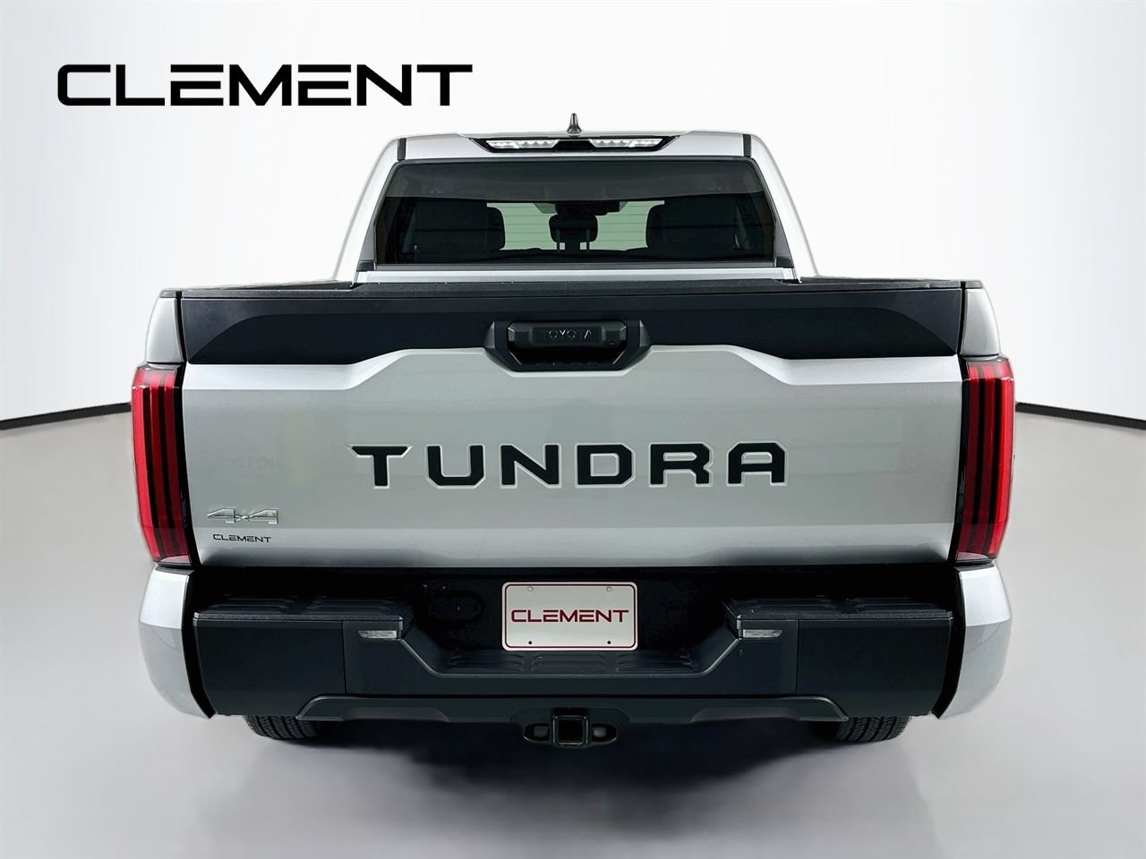 Used 2024 Toyota Tundra SR5 w/ SR5 Premium Package AWD/4WD image 8
