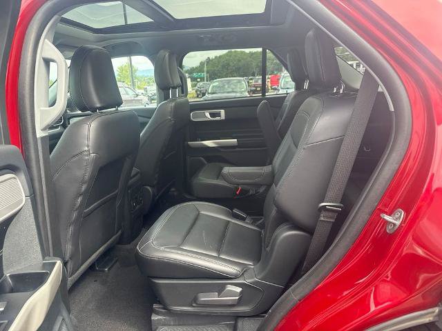 Certified 2023 Ford Explorer XLT w/ Equipment Group 202A AWD/4WD image 21