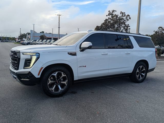 Used 2025 GMC Yukon XL AT4 Ultimate AWD/4WD image 8