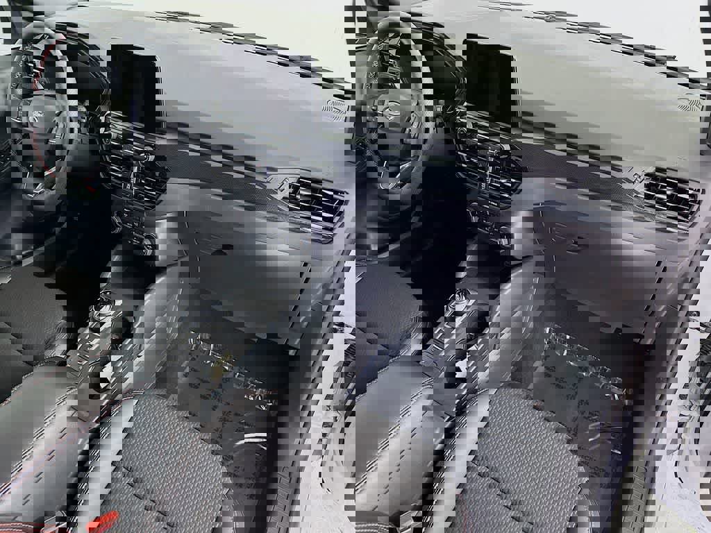 Certified 2025 Ford Escape ST-Line image 32