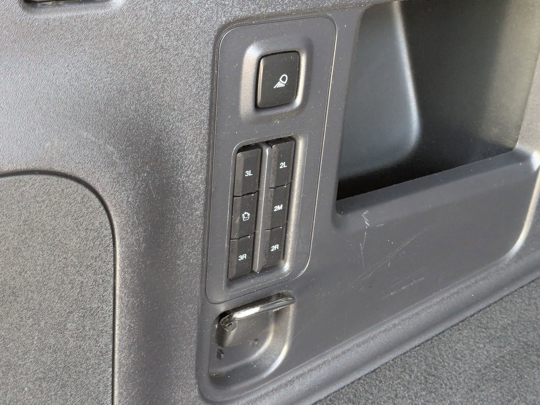 Certified 2025 Ford Expedition Platinum w/ Platinum Ultimate Package image 35