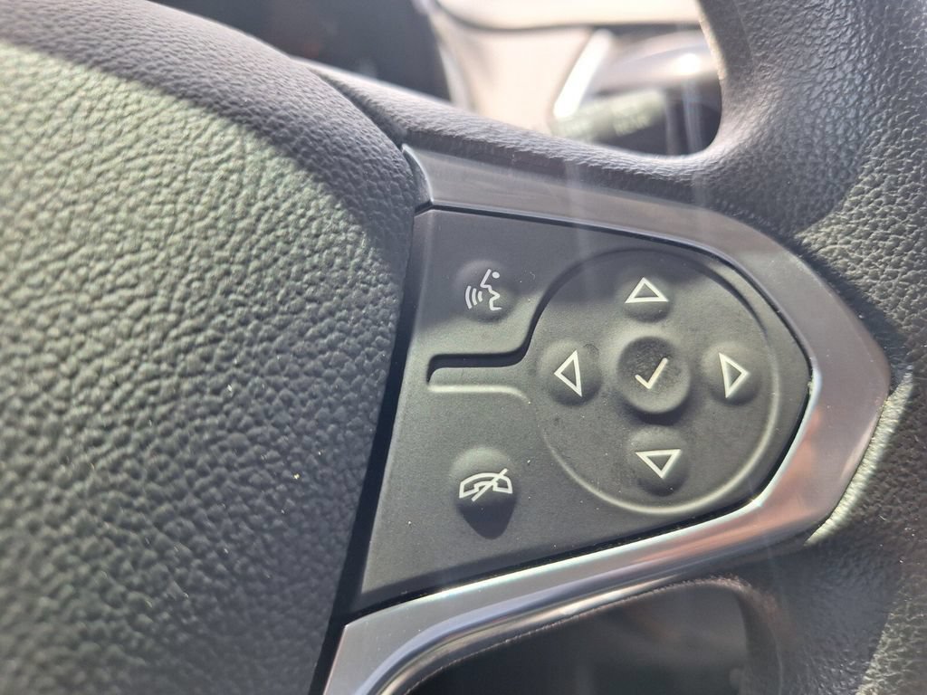 Used 2020 Chevrolet Traverse LS FWD image 14