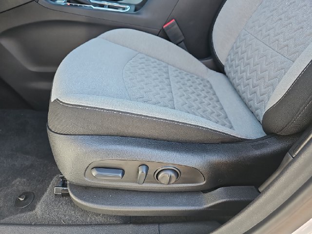 Used 2024 Chevrolet Equinox LS w/ LS Convenience Package FWD image 16