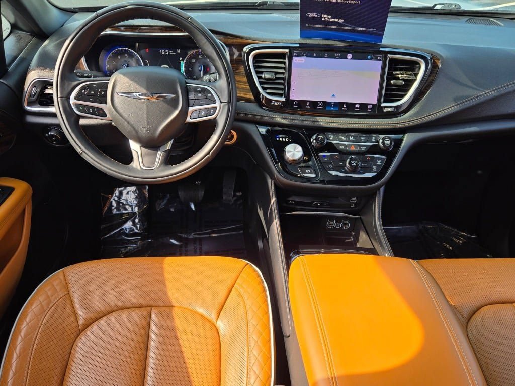 Used 2022 Chrysler Pacifica Pinnacle AWD/4WD image 25