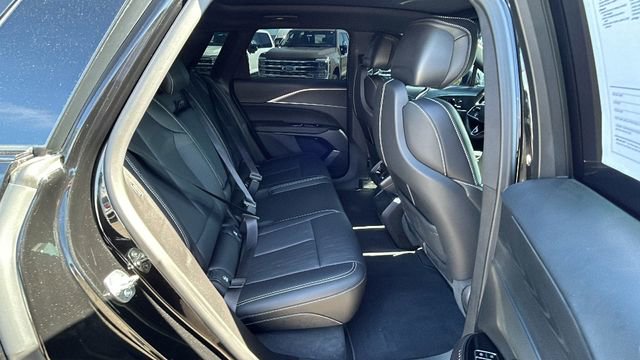 Used 2025 Cadillac Lyriq Luxury RWD image 13