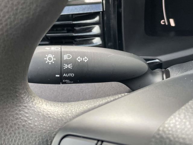 Used 2025 Toyota Camry LE image 30