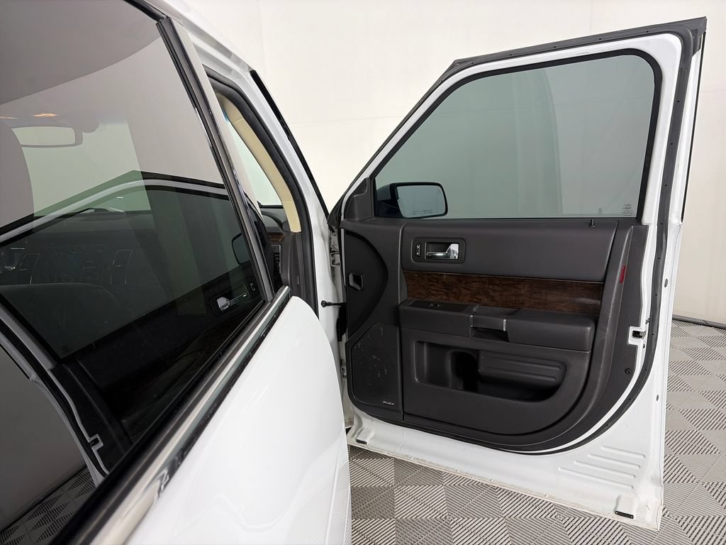 Certified 2019 Ford Flex Limited AWD/4WD image 31