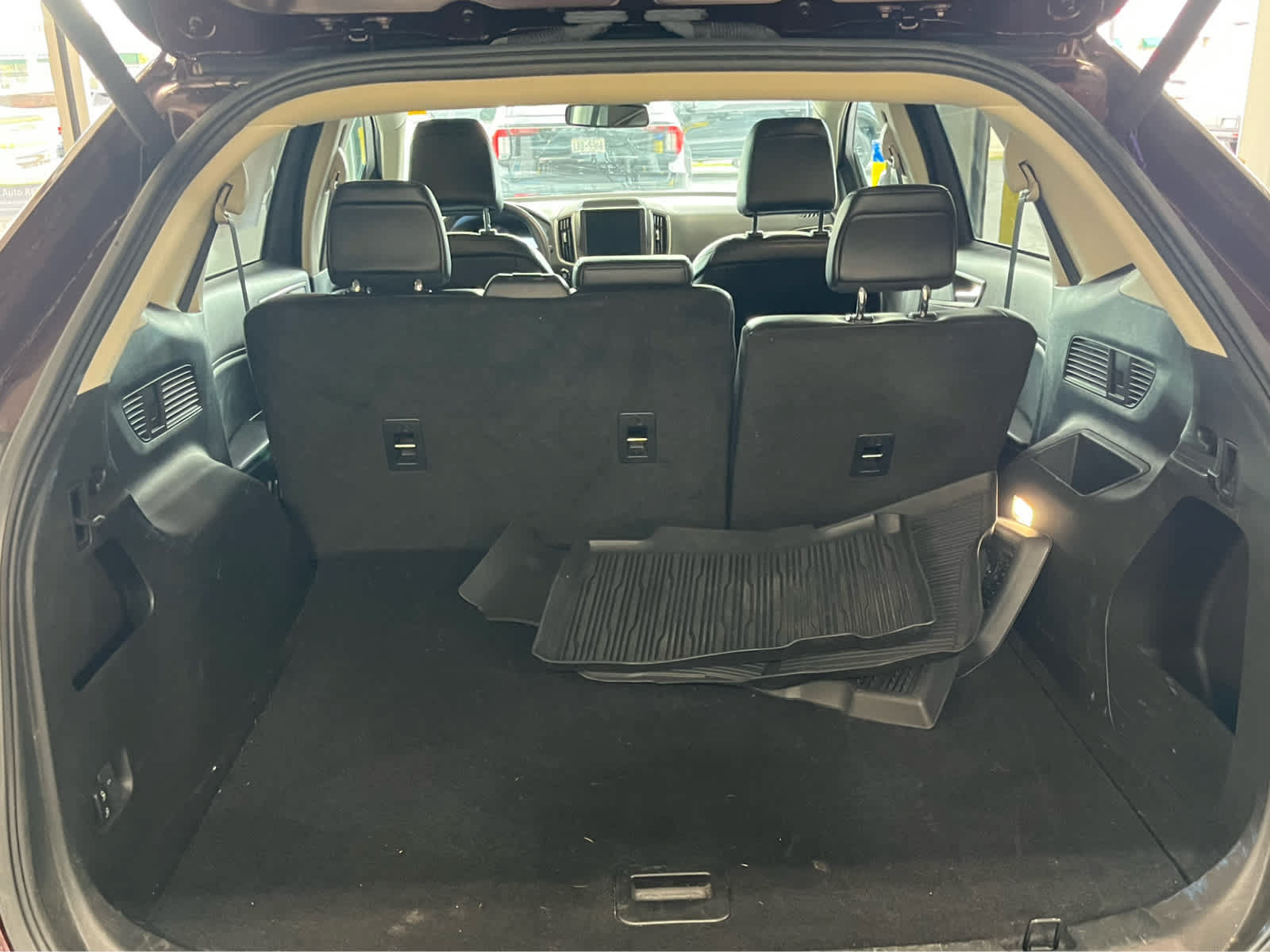 Certified 2023 Ford Edge SEL w/ Convenience Package AWD/4WD image 8