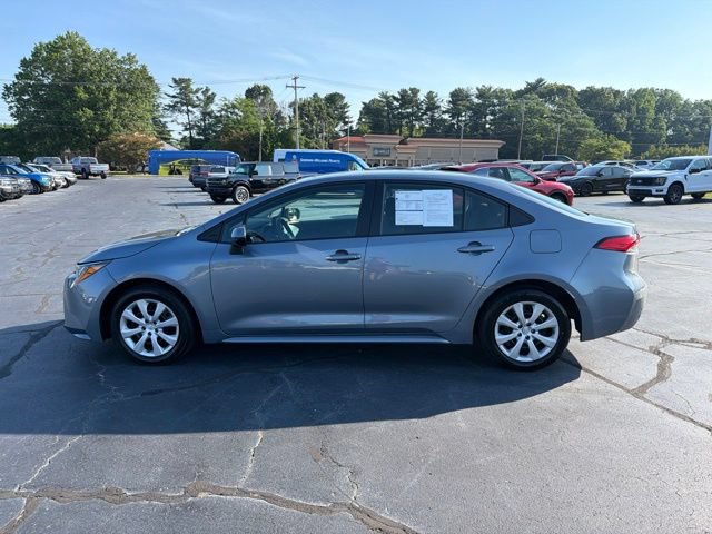 Used 2022 Toyota Corolla LE FWD image 4