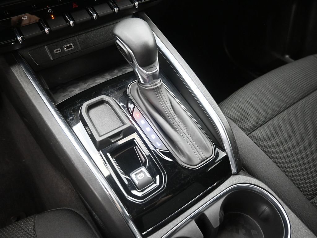 Used 2024 GMC Canyon Elevation w/ Convenience Package RWD image 27