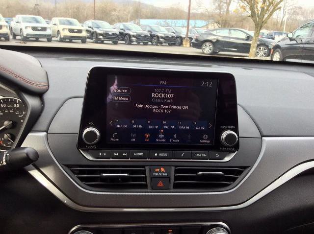 Used 2024 Nissan Altima 2.5 SR image 25