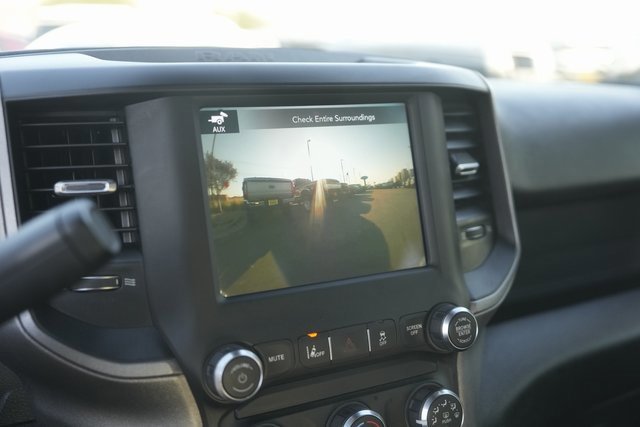 Used 2020 RAM 5500 Tradesman w/ Safety Group image 28