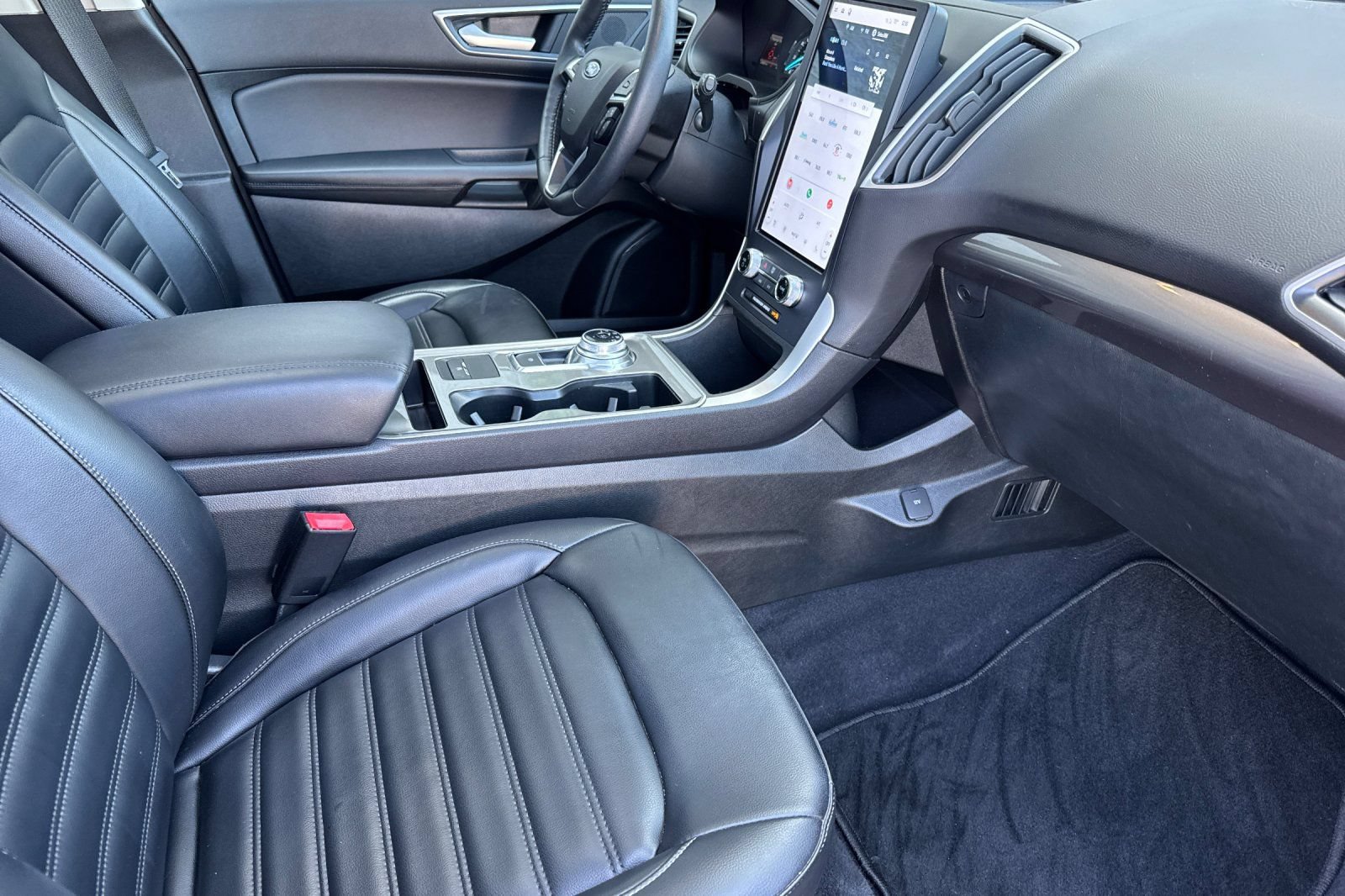 Certified 2024 Ford Edge SEL w/ Convenience Package AWD/4WD image 19