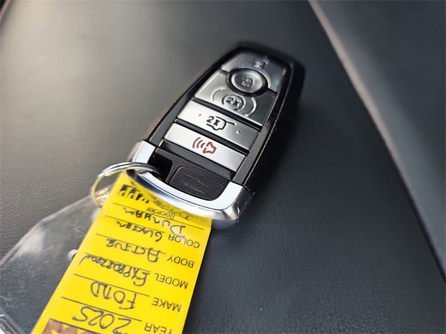 Certified 2025 Ford Expedition Max Active image 35