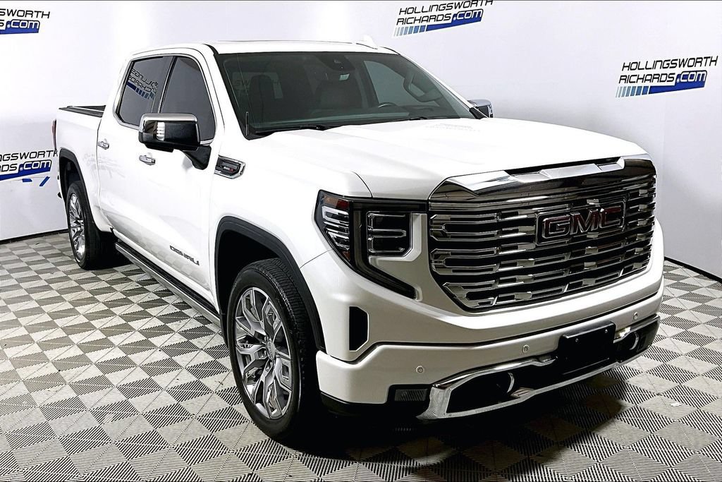 Used 2024 GMC Sierra 1500 Denali AWD/4WD image 3