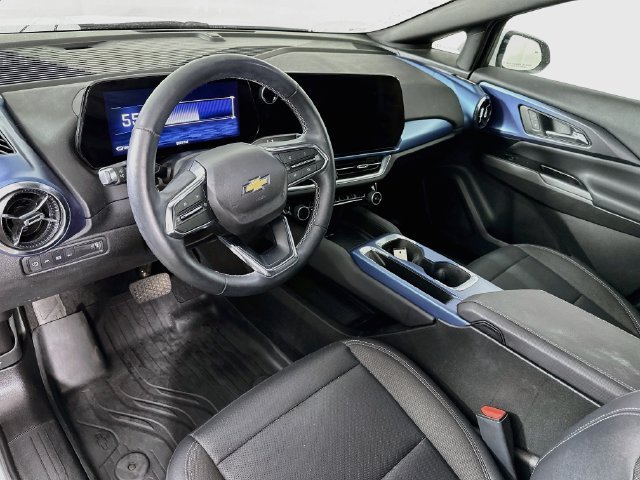 Used 2025 Chevrolet Equinox EV LT w/ Convenience Package FWD image 15