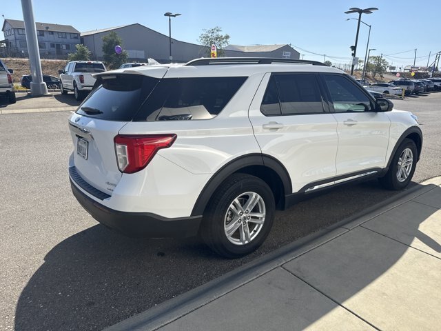 Certified 2024 Ford Explorer XLT AWD/4WD image 5