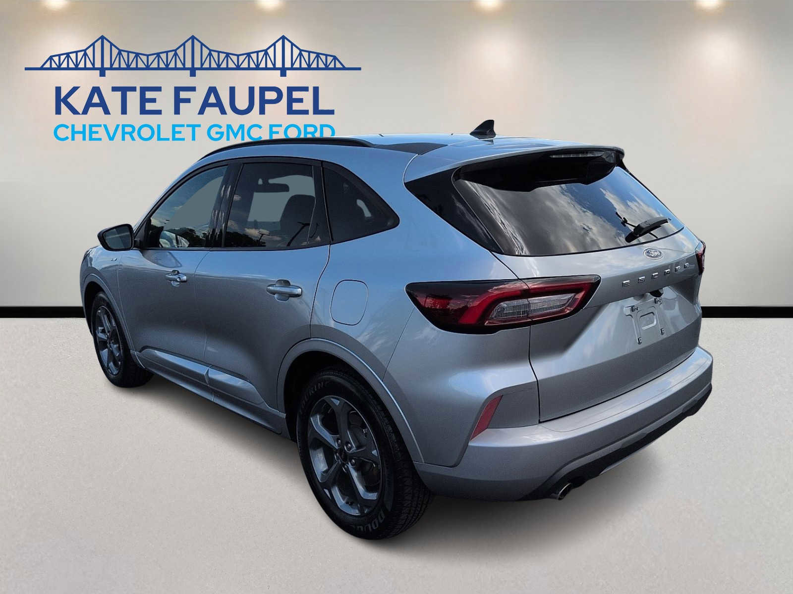 Certified 2024 Ford Escape ST-Line FWD image 5