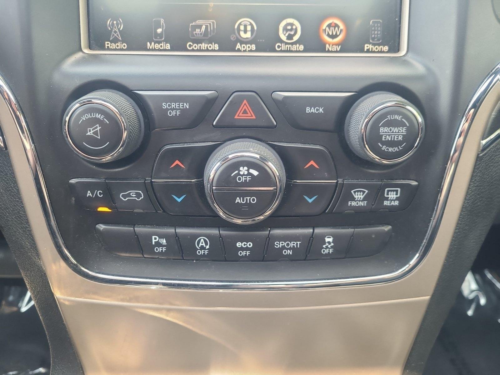 Used 2017 Jeep Grand Cherokee Limited AWD/4WD image 30