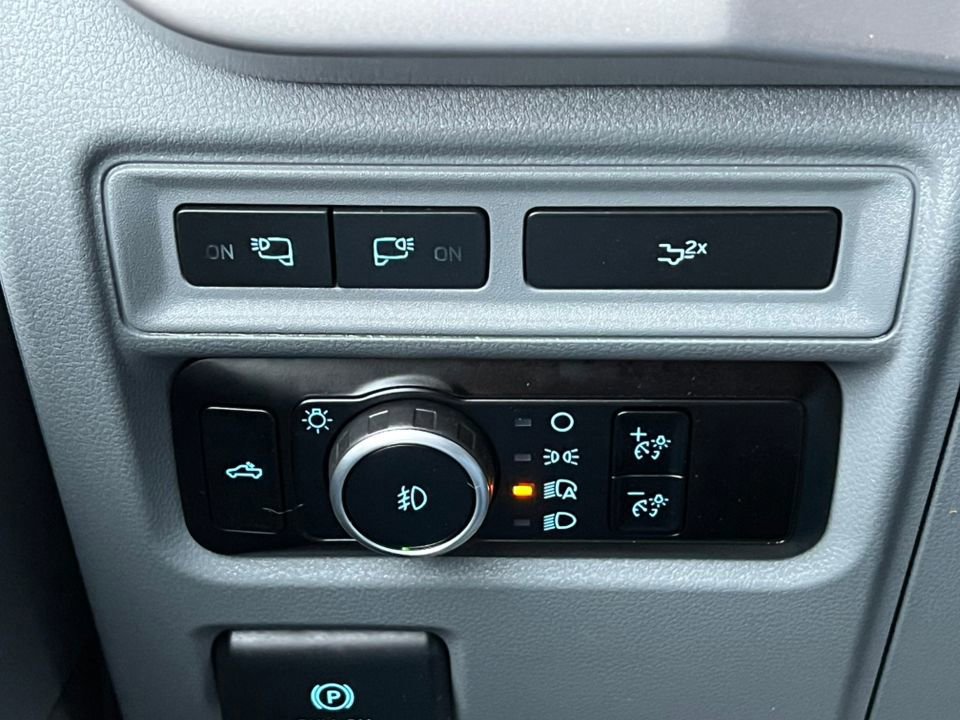 Certified 2023 Ford F150 XLT w/ Equipment Group 302A High image 26