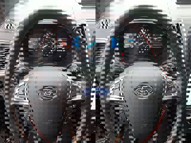 Certified 2022 Ford Edge ST-Line AWD/4WD image 13