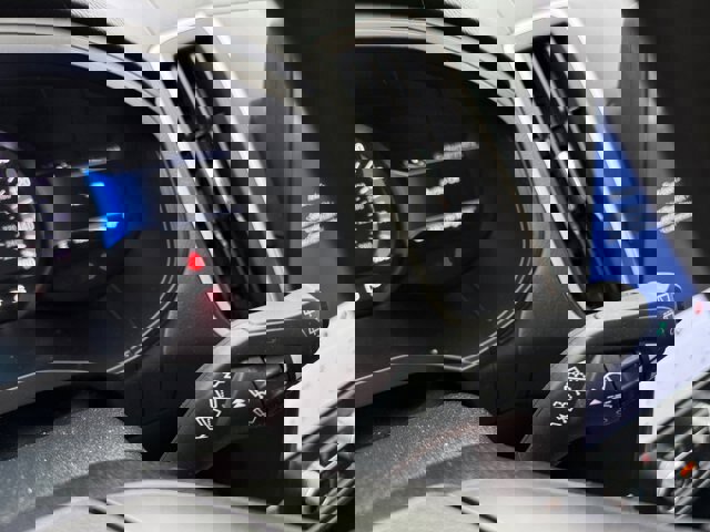 Certified 2022 Ford Edge SE w/ Black Appearance Package image 24