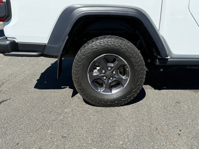 Used 2023 Jeep Gladiator Rubicon w/ LED Lighting Group AWD/4WD image 6