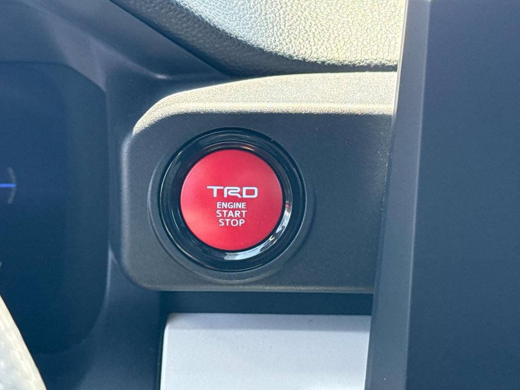 Used 2024 Toyota Tacoma TRD Sport AWD/4WD image 27