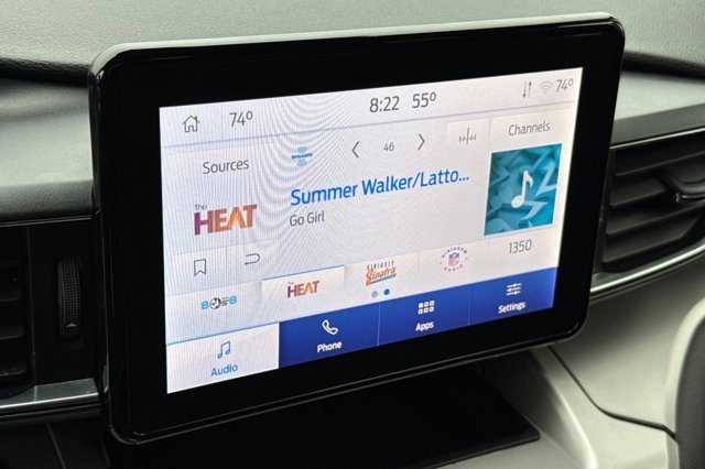 Certified 2022 Ford Explorer XLT w/ Equipment Group 202A image 21