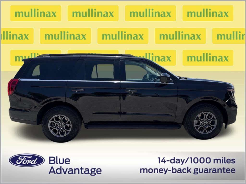 Certified 2025 Ford Expedition Active RWD image 2