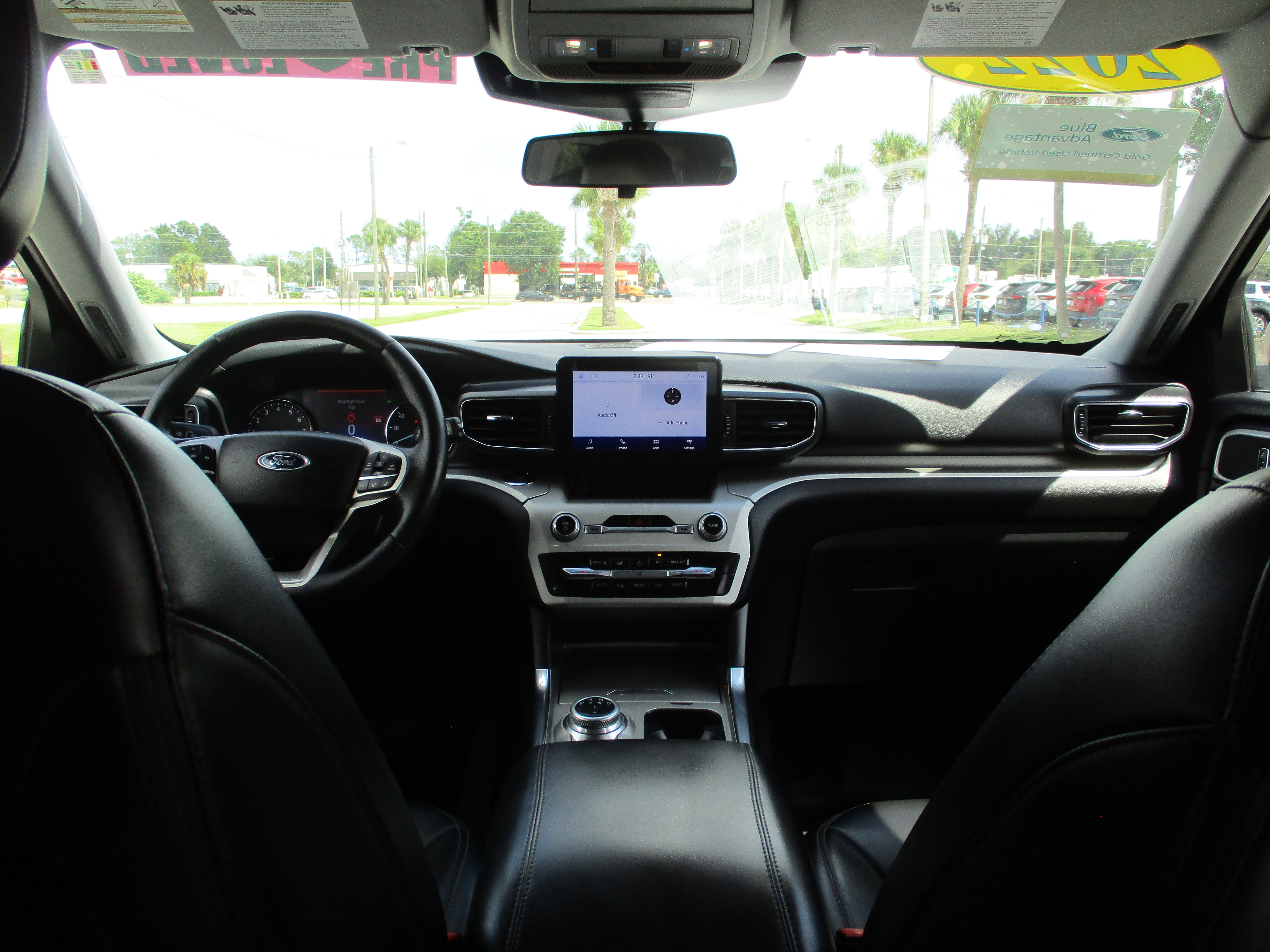 Certified 2022 Ford Explorer XLT w/ Equipment Group 202A image 21