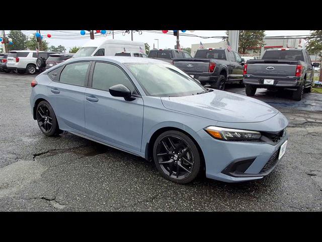 Used 2023 Honda Civic Sport image 2