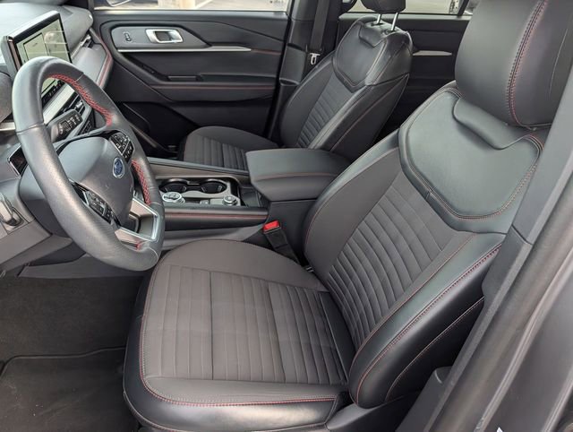 Certified 2025 Ford Explorer ST-Line image 10